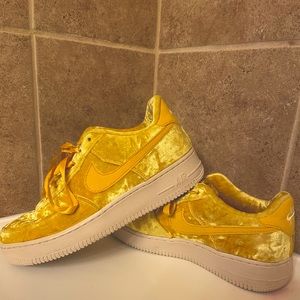 Yellow Nike velvet shoes
